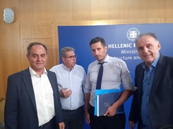 Συνεχίζεται το οδοιπορικό του Τάκη Παζαϊτη για τα εκδοτήρια του ΟΣΕ